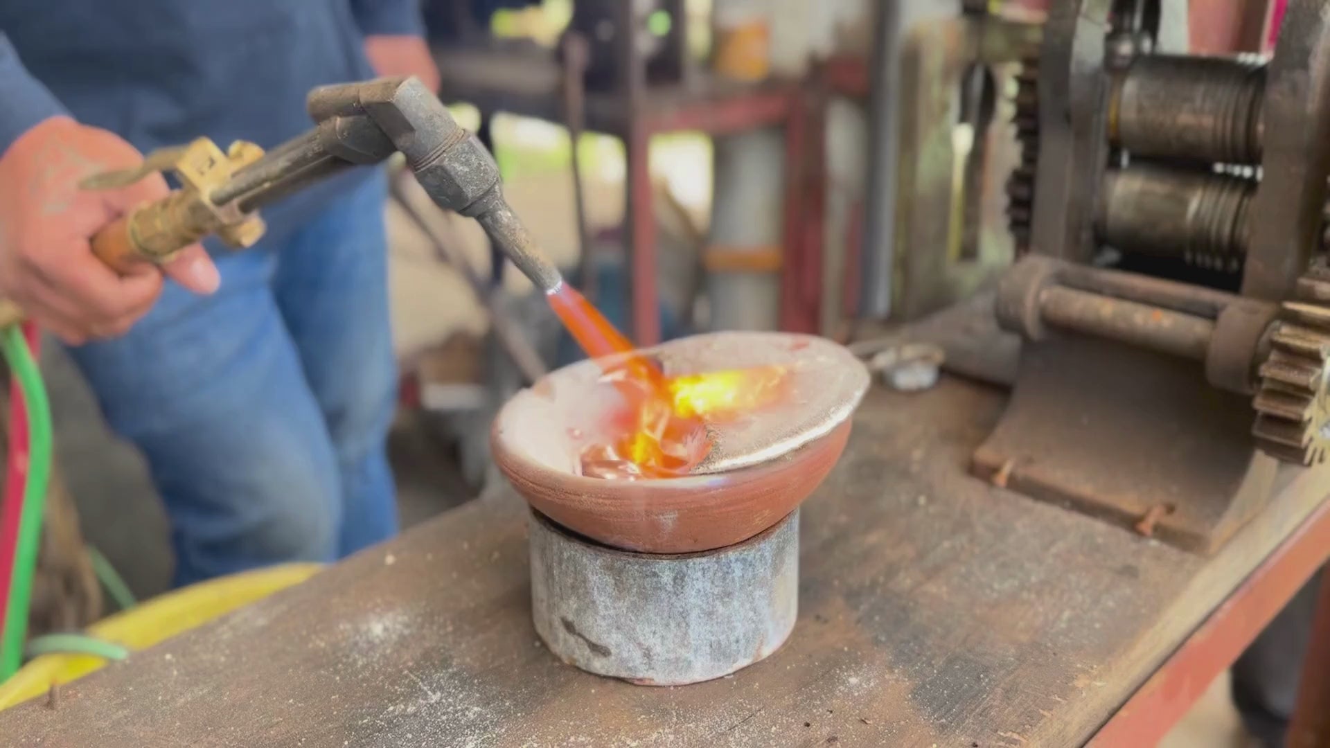 Load video: Process of Silvercrafting